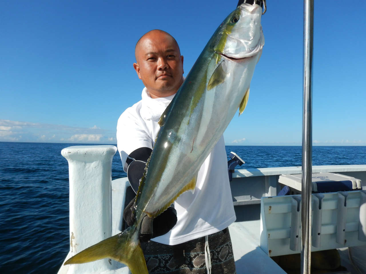 20210724 ワラサ3.4キロ1本、サバ等が釣れて終了　ルアー・ジギング船魚拓号