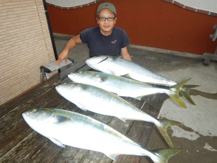 20240727 ワラサ好釣　白浜渡船ルアー・ジギング船魚拓号