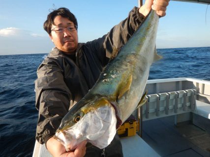 20241013　ヒラマサ釣れる　白浜渡船・ルアー・ジギング船魚拓号