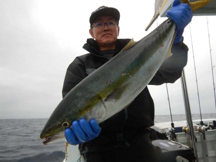 20241026 ワラサ・ハタその他　白浜渡船・ルアー・ジギング船魚拓号