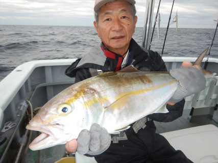20251029　カンパチ　シイラetc　白浜渡船・ルアー・ジギング船魚拓号