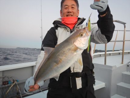 20251217　カンパチ　マダイetc　白浜渡船・ルアー・ジギング船魚拓号