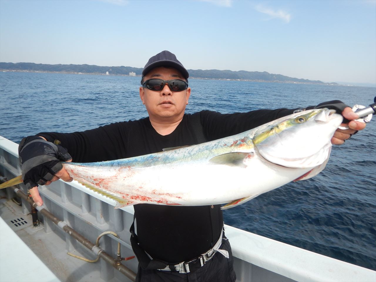 20260321　ワラサ（4.9キロ）アオハタetc　白浜渡船・ルアー・ジギング船魚拓号