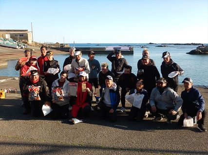 20260308　良型メジナ・クロダイ49.5㎝など　好釣～♪　白浜渡船